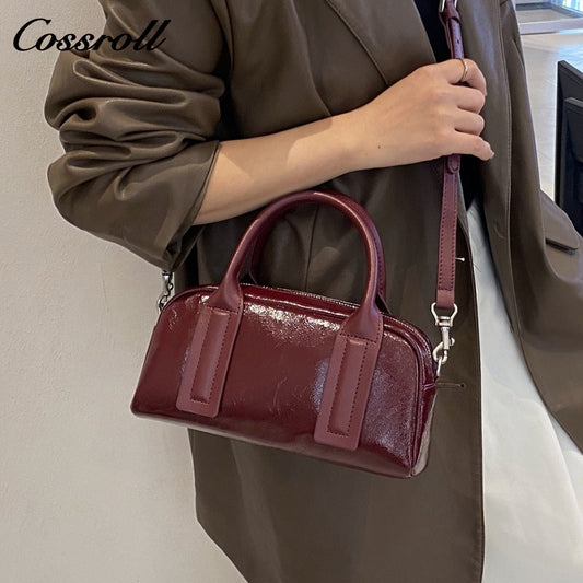 Head layer oil wax cowhide single shoulder crossbody women's bag fashion generous shell bag zipper soft leather handheld