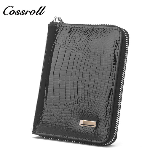 New women's short purse Europe and the United States patent leather  simple zipper purse