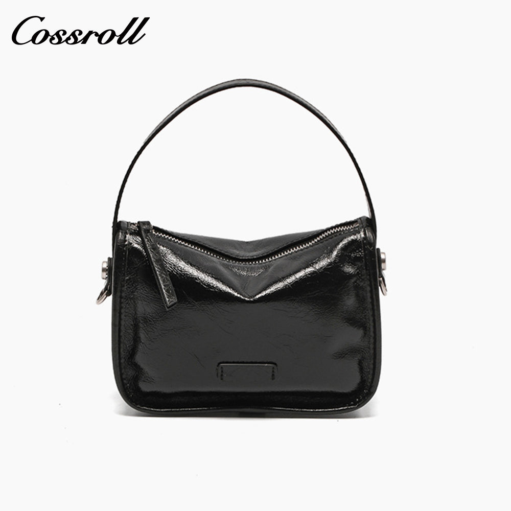 Oil wax cowhide bag female new fashion hundred with shoulder bag senior sense of niche retro commuting crossbody bag