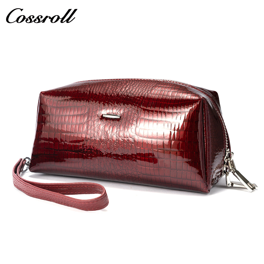 Customizable Crocodile patent leather clutch bag Large capacity leather women's purse with wrist strap cowhide phone bag
