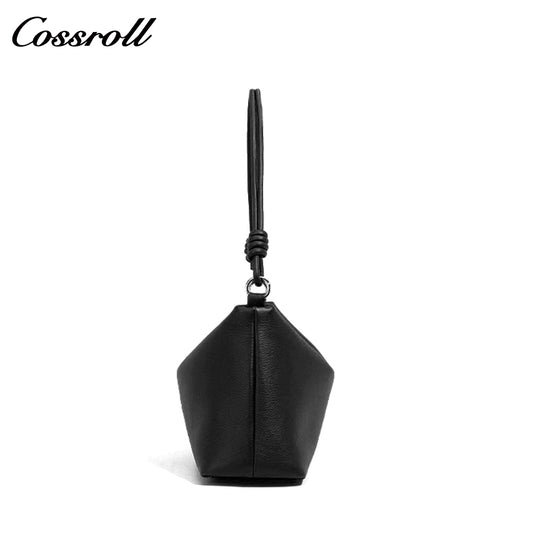 Commuter Simple Women's Bag Head Layer Cowhide Shoulder Bag 2025 New Armpit Tote Crossbody Bags