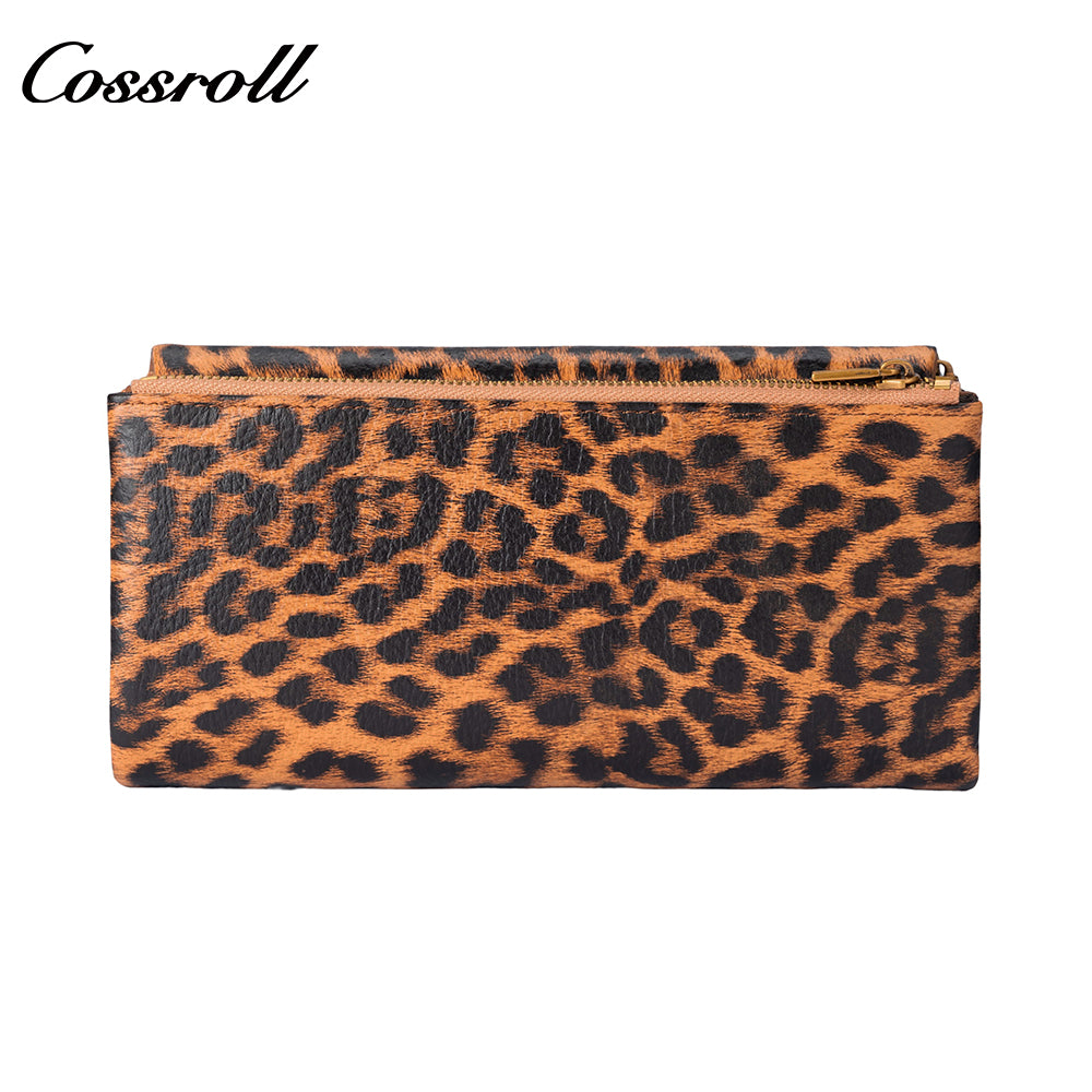 Women's Leopard Print Long Wallet with Large Capacity and Soft Leather Texture