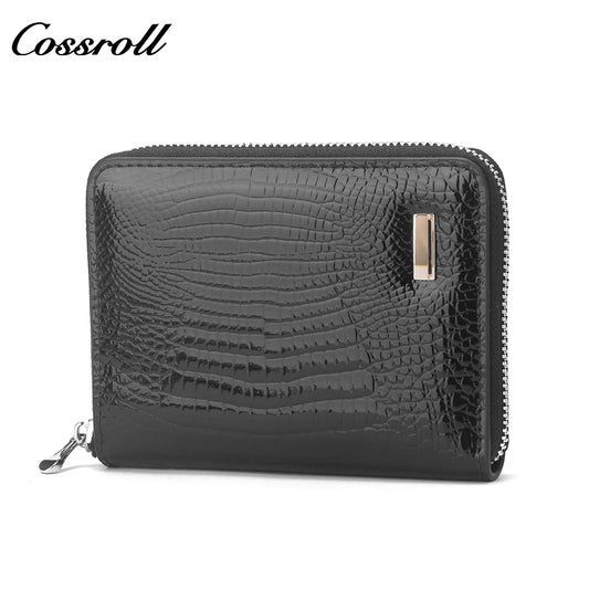 New women's short purse Europe and the United States patent leather  simple zipper purse