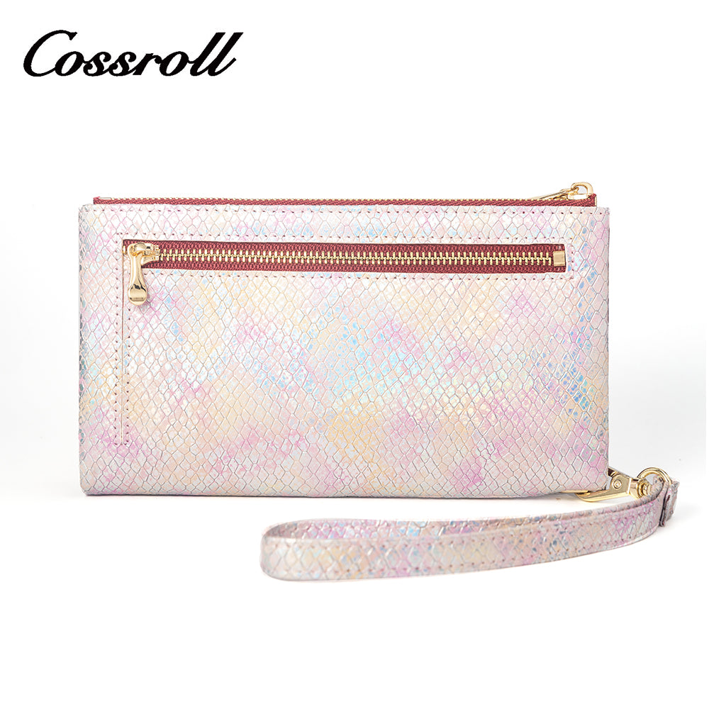 A taste for life: women's leather wallets made of the finest materials for a unique and glamorous look