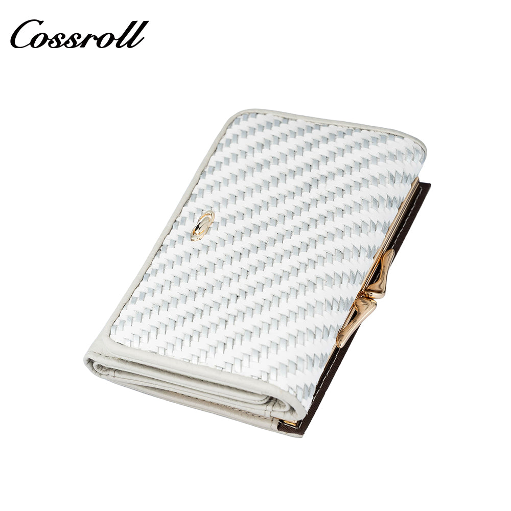 Premium sense of change purse ladies small wallet short buckle simple leather fashion clutch wallet light luxury new models