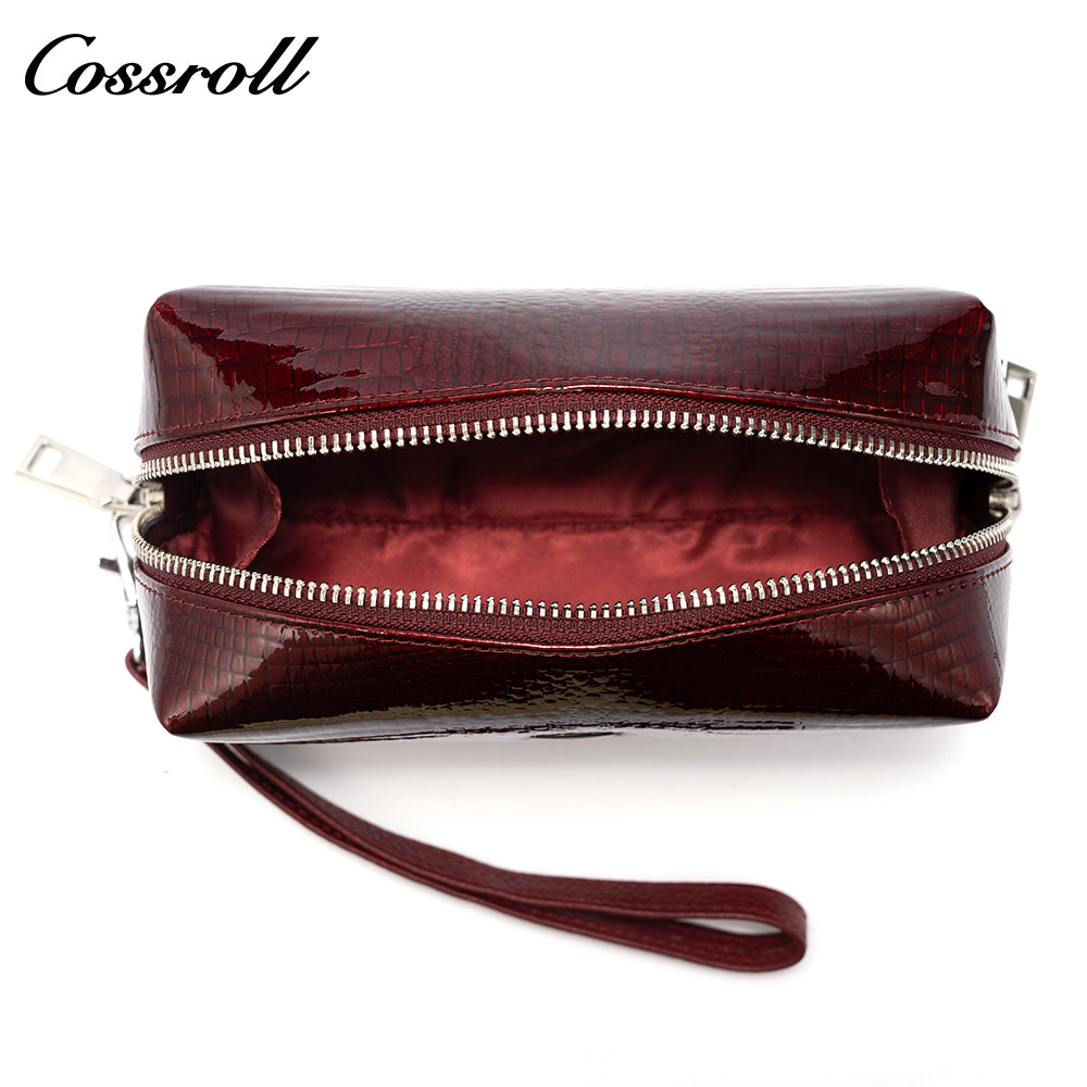 Customizable Crocodile patent leather clutch bag Large capacity leather women's purse with wrist strap cowhide phone bag
