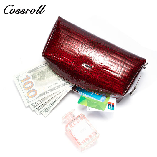 Customizable Crocodile patent leather clutch bag Large capacity leather women's purse with wrist strap cowhide phone bag