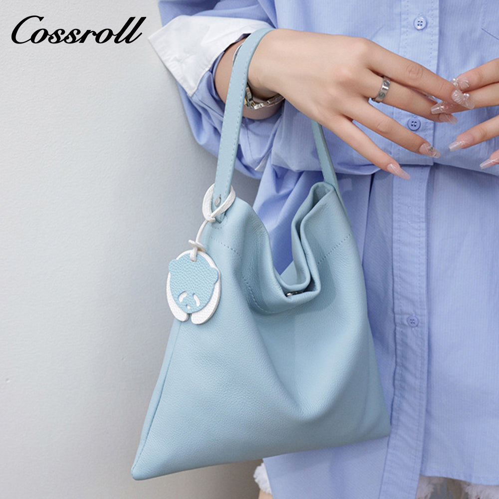 Light Soft head layer cowhide totebag 2025 new minimalist niche leather women's bag commuter shoulder