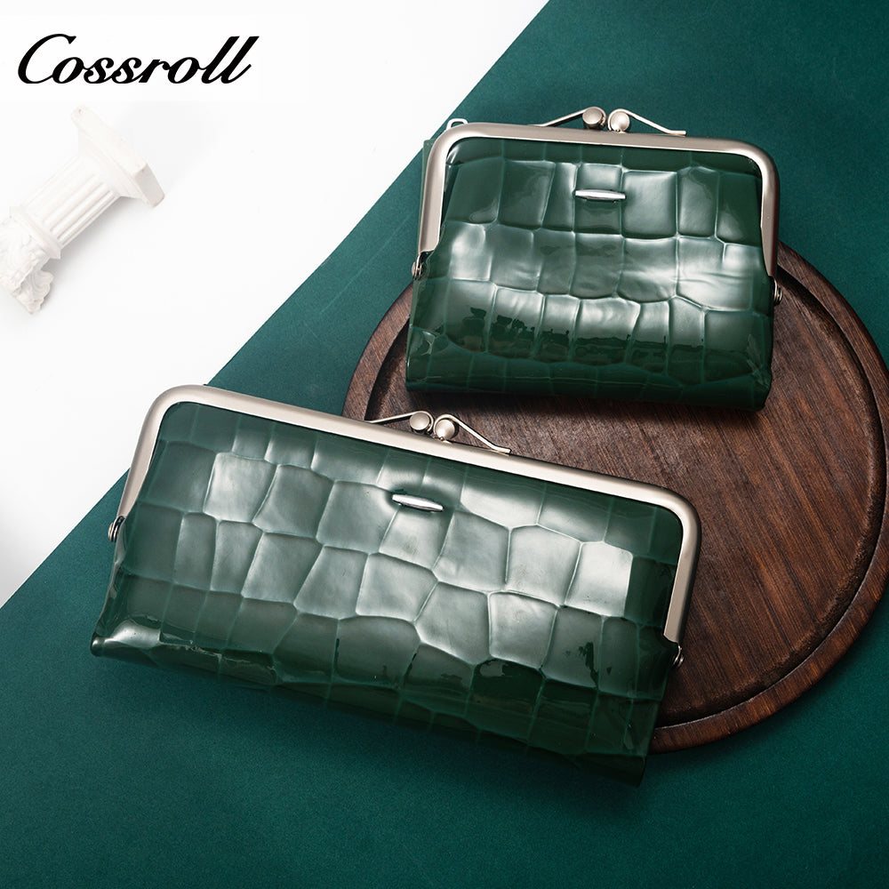 Most Selling Products cowhide wallet crocodile texture patent leather