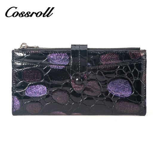 A wide range of styles to choose from: a collection of women's leather wallets to suit different tastes