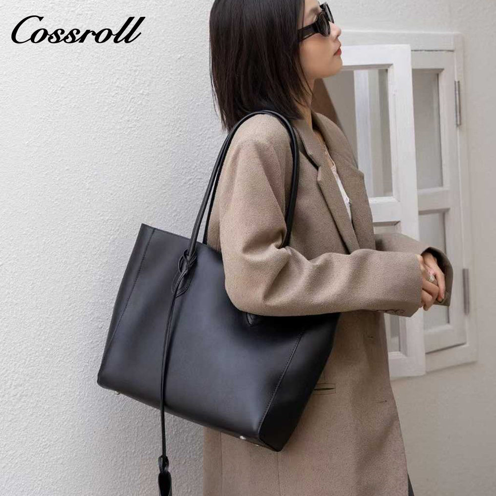 High-quality large-capacity women's bag 2025 new autumn and winter retro shoulder bag