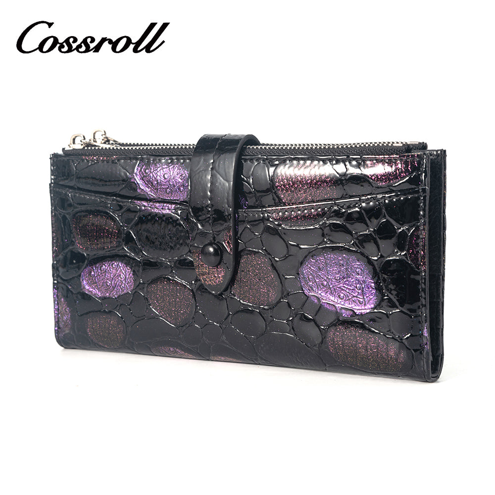 A wide range of styles to choose from: a collection of women's leather wallets to suit different tastes