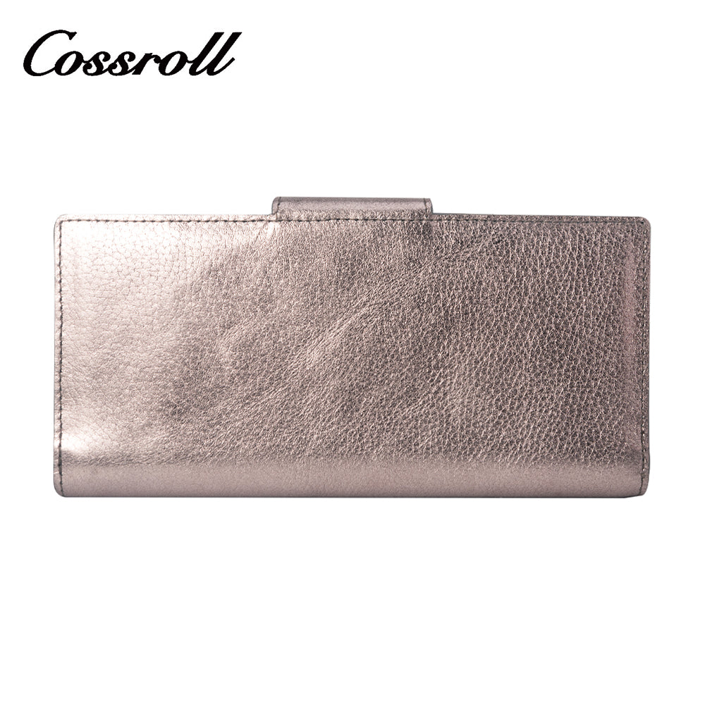 A must-have for the fashionable woman: an exquisite collection of women's leather wallets to express your individuality