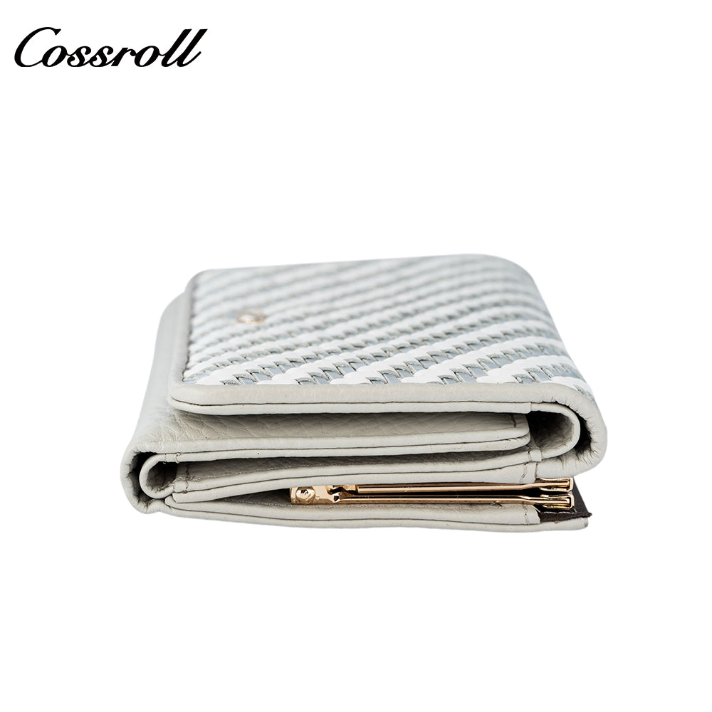 Premium sense of change purse ladies small wallet short buckle simple leather fashion clutch wallet light luxury new models