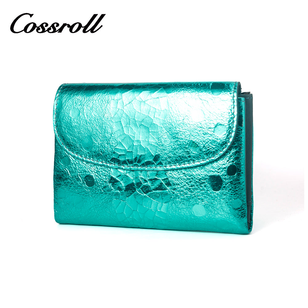 A symbol of fashion and taste: women's genuine leather wallets that perfectly express your personality