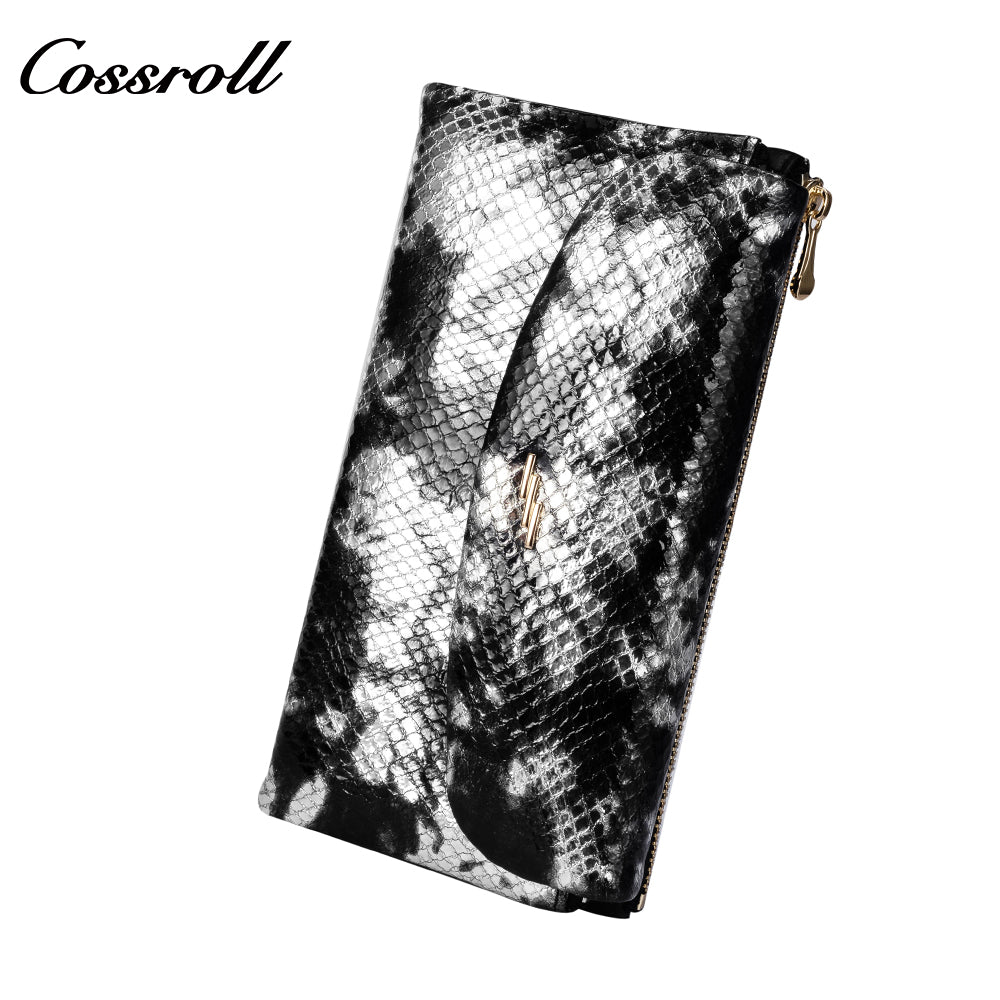 2024Manufacturers customized cross-border serpentine leather purse women's long cowhide women's multi-layer multi-card large capacity