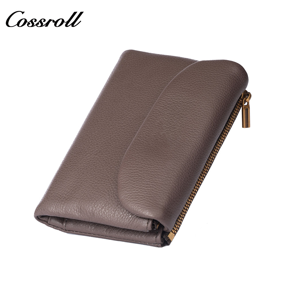 Women's wallet leather short wallet, fashionable soft leather, large capacity with multiple card slots.