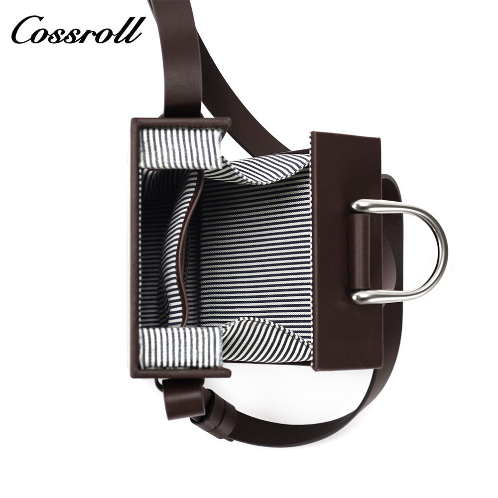 First-layer cowhide square small crossbody bag, minimalist and niche handheld single-shoulder mini phone bag