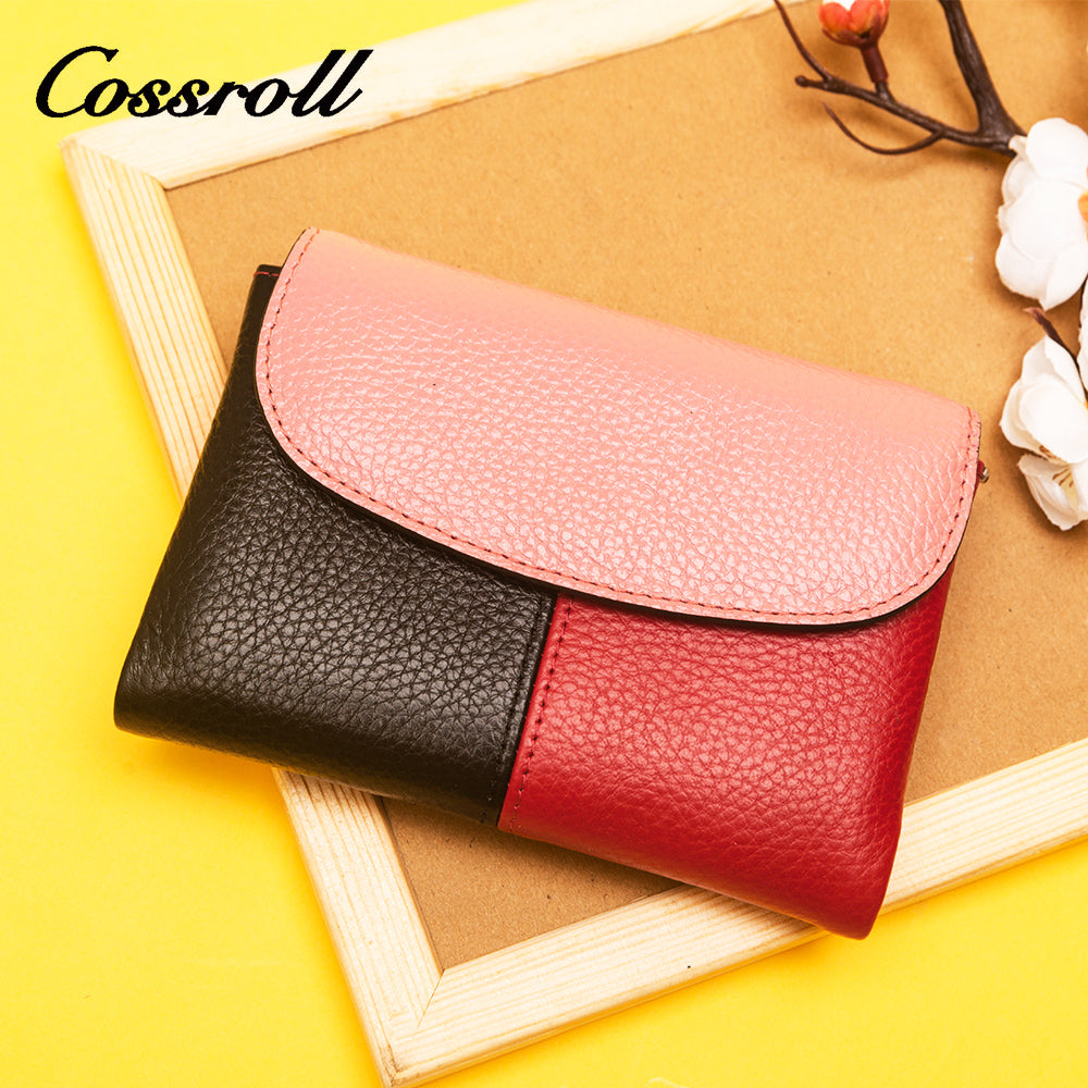 Women's fashion accessories: classic and modern fusion of women's leather wallets