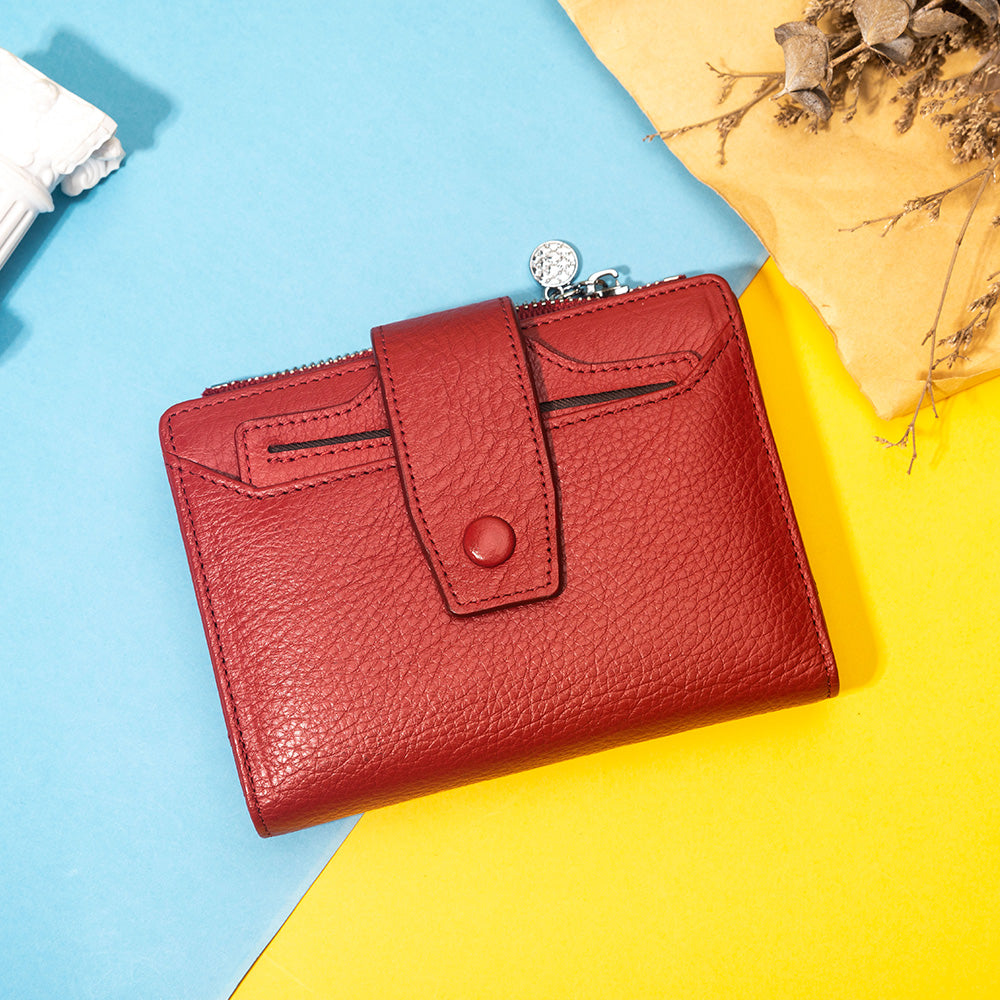 Red short leather wallet