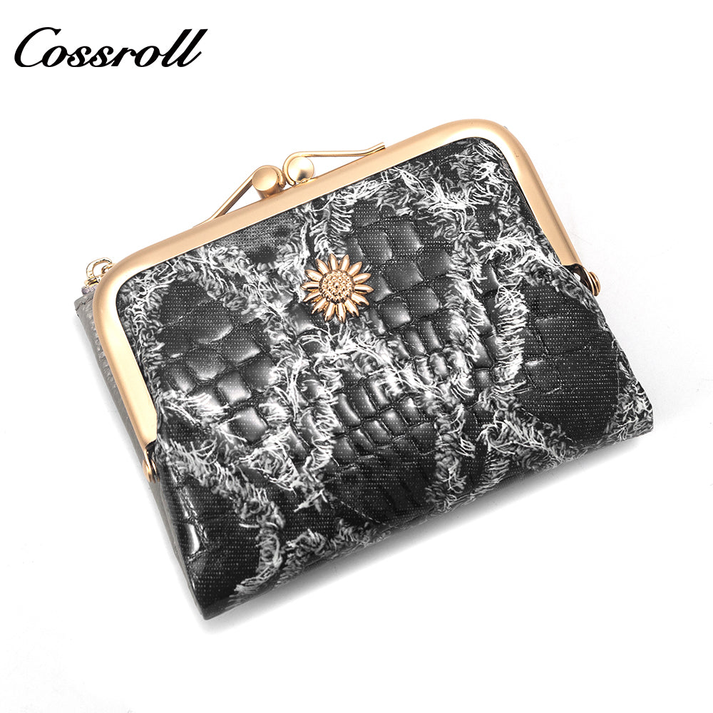 Leather women's purse Multi-functional pattern fashion short long cowhide wallet multi-card crocodile texture patent leatherg factory custom