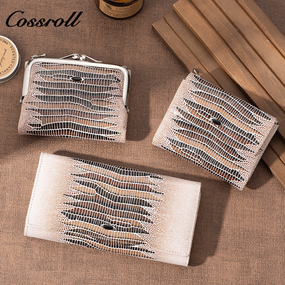 Women's Short Wallet, Genuine Leather, Fashion Embossed Lizard Skin Card and Coin Purse