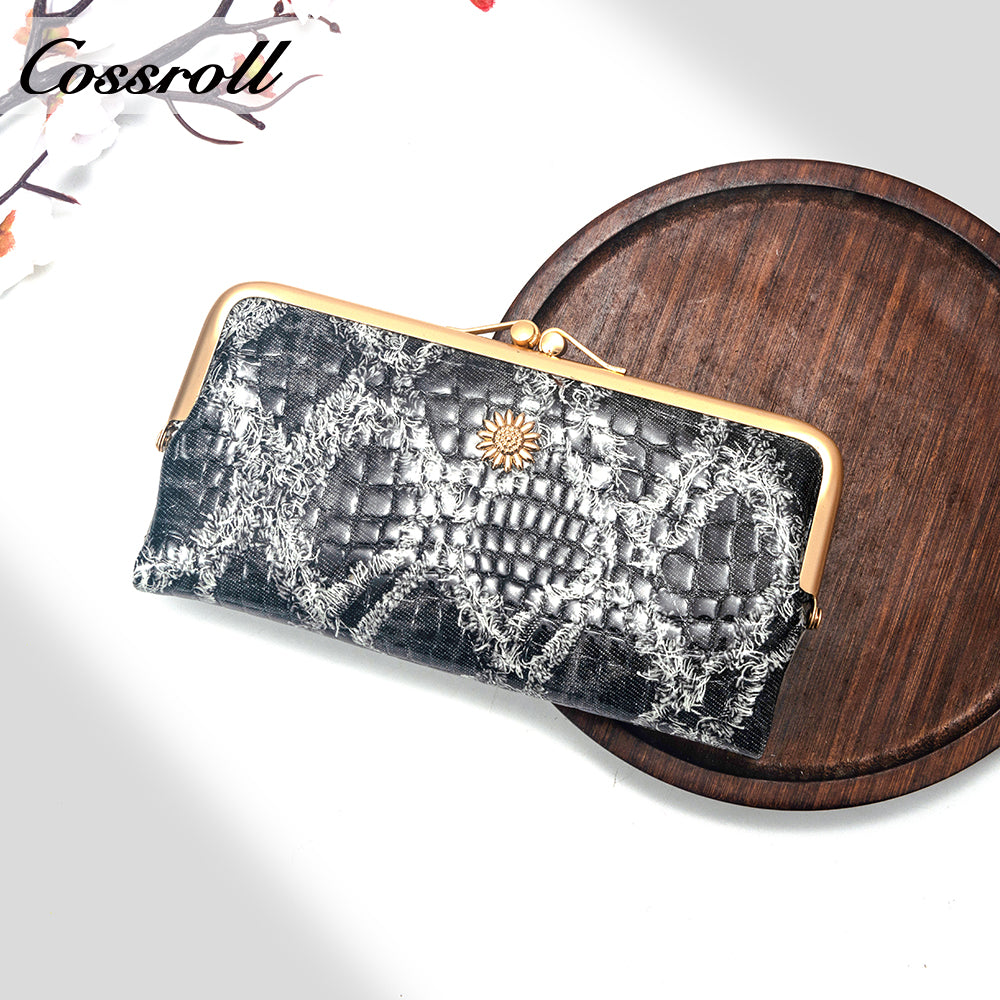 2023 New Design leather fasion slim wallet custom logo   crocodile texture Genuine Leather