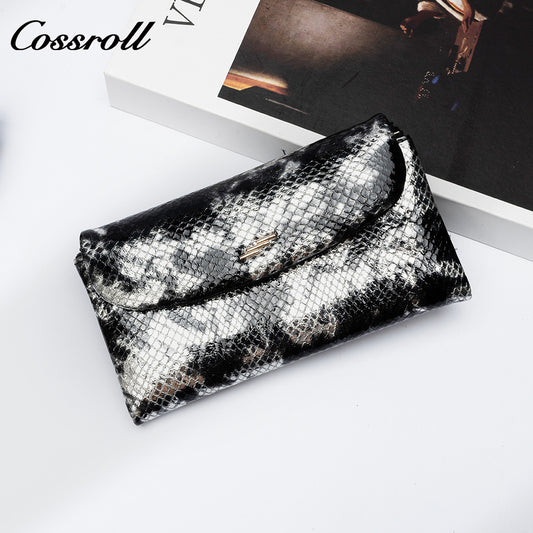 2024Manufacturers customized cross-border serpentine leather purse women's long cowhide women's multi-layer multi-card large capacity