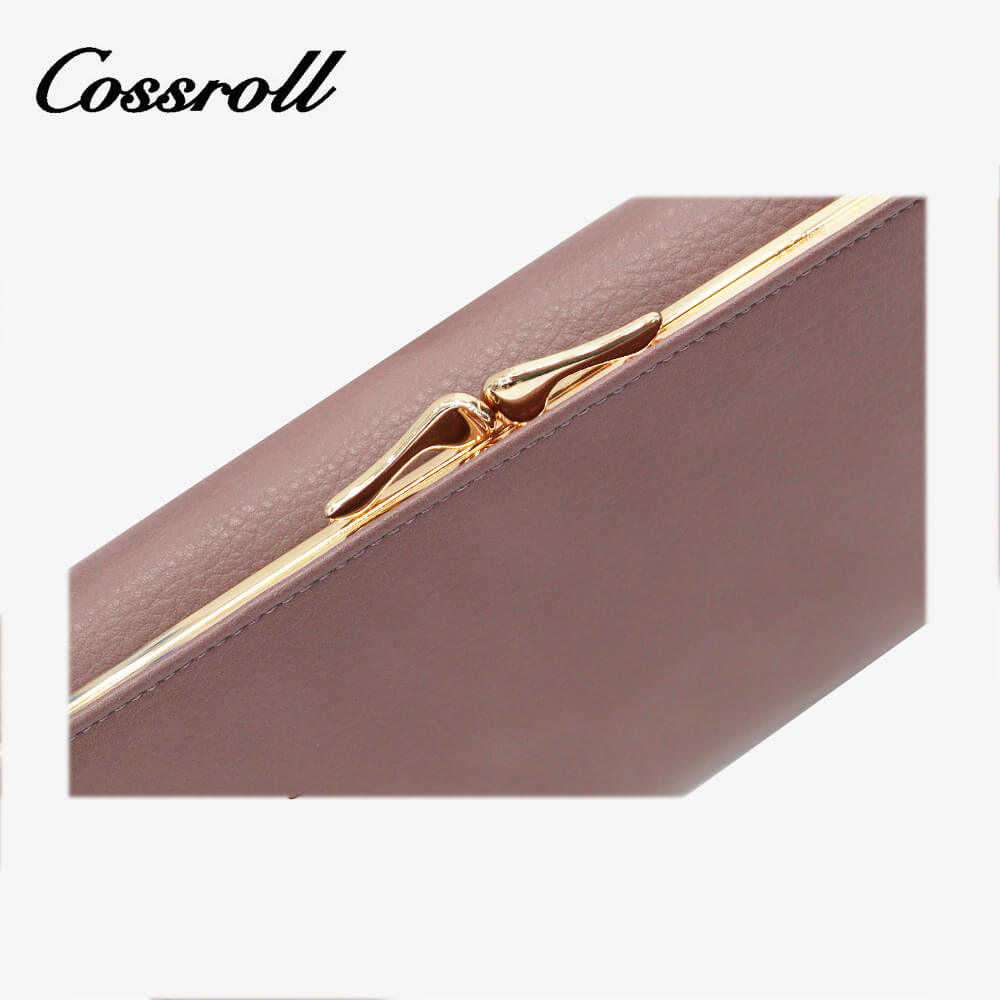 Women Genuine Cowhide Leather Wallets Manufacturer