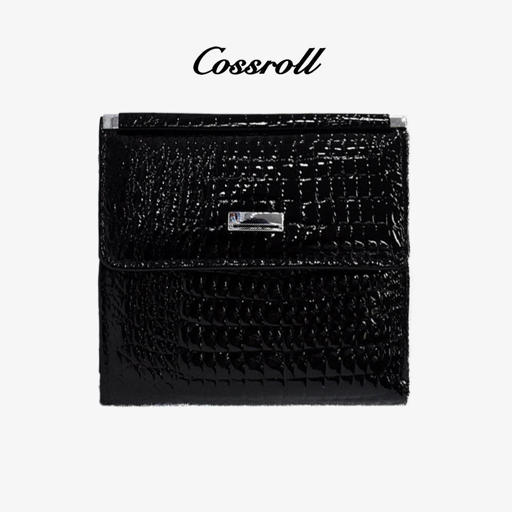 Cossroll Bifold Short Patent Leather Wallet Manufacturer 