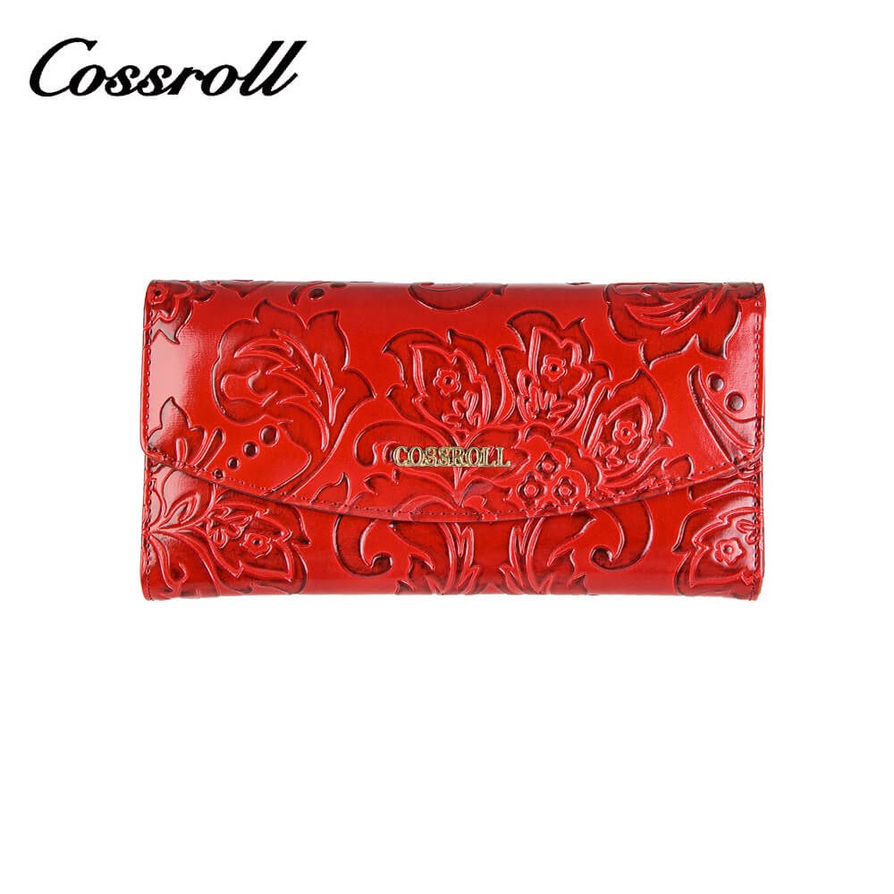 Flower Debossed Envelop Women Long Patent Leather Wallets Manufacturer