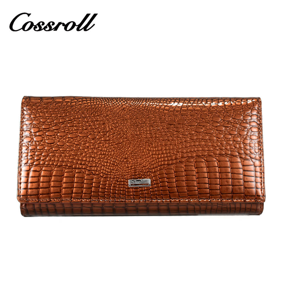 Crocodile Women Long Cowhide Leather Wallet Manufacturer