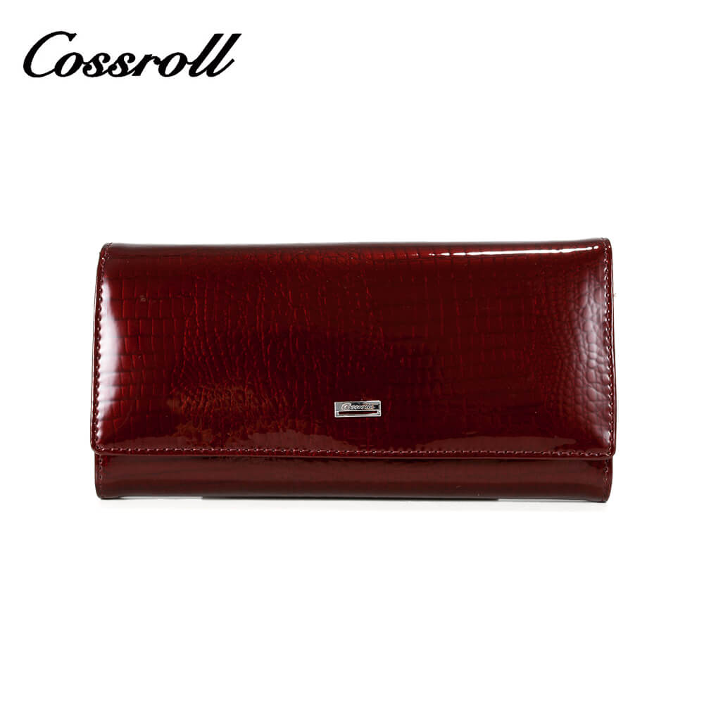 Crocodile Bifold Women Long Cowhide Leather Wallet Manufacturer