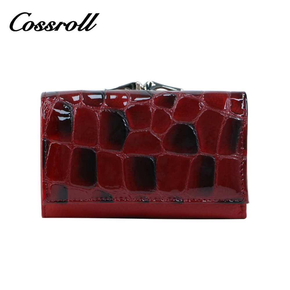 Cossroll Crocodile Ladies Patent Leather Bifold Long Wallets Wholesale