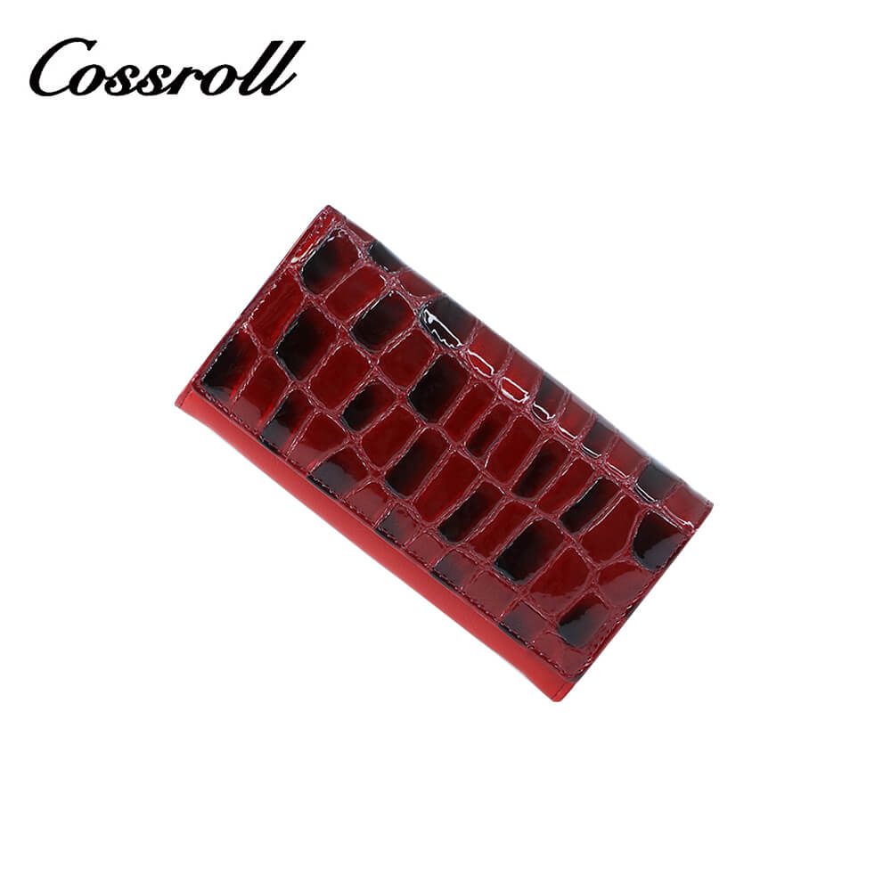 Cossroll Crocodile Ladies Patent Leather Bifold Long Wallets Wholesale