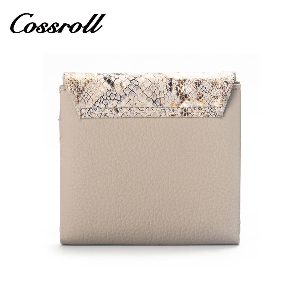 Cossroll Snake Print Soft Lambskin Leather Bifold Wallet Manufacturer