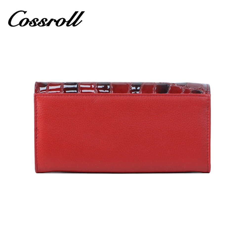 Cossroll Crocodile Ladies Patent Leather Bifold Long Wallets Wholesale