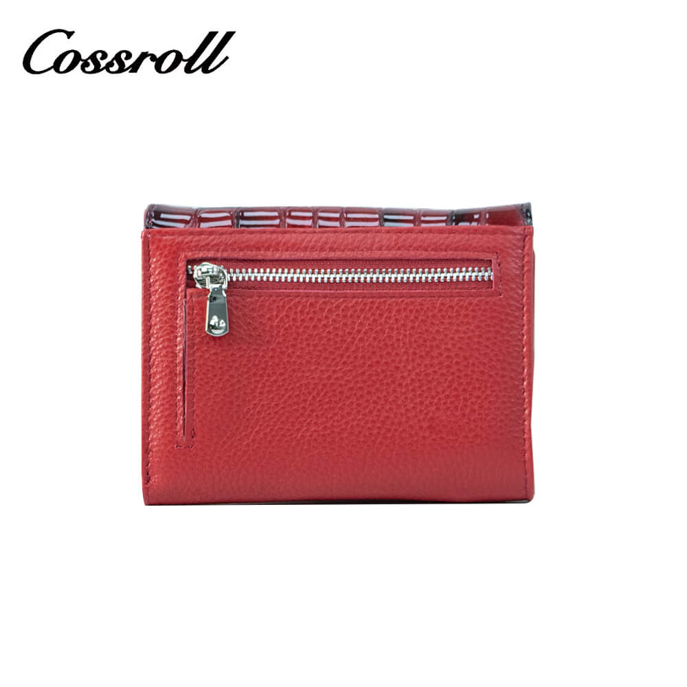 Cossroll Crocodile Patent Leather Bifold Short Wallets Wholesale