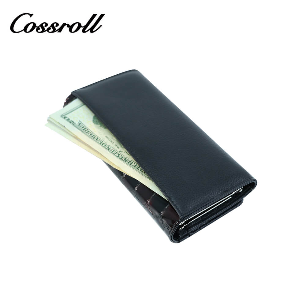 Cossroll Crocodile Ladies Patent Leather Bifold Long Wallets Wholesale