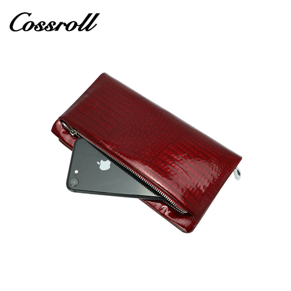 Women Long Patent Leather Wallet Manufacturer