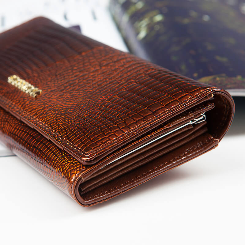 Cossroll Crocodile Bifold Long Cowhide Leather Wallet Manufacturer